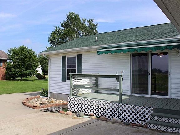 2nd image of 441 South St