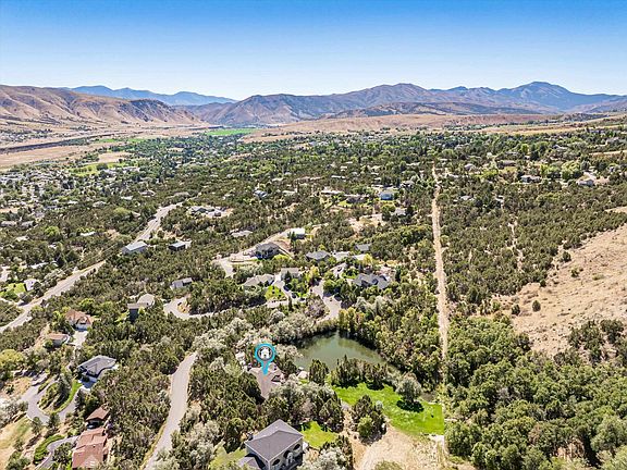 4th image of 1420 Cedar Lake Rd