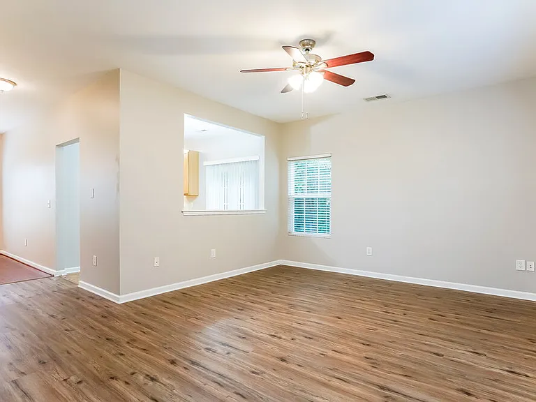 708 Calavaras Ln — Photo 4