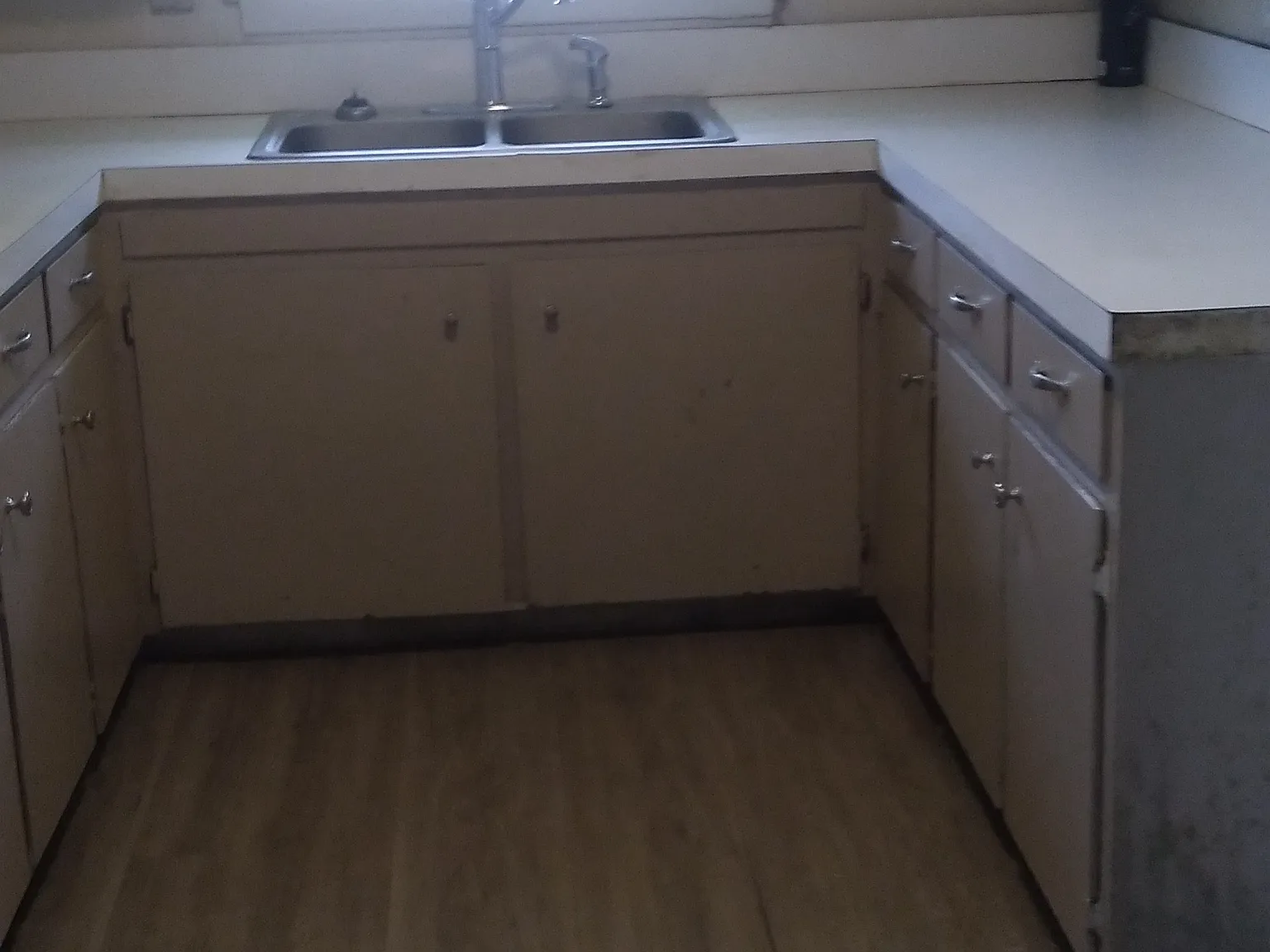 3 bed, 1100 sqft, $1,150 — Photo 1
