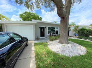 180 148th Ave E, Madeira Beach, FL 33708