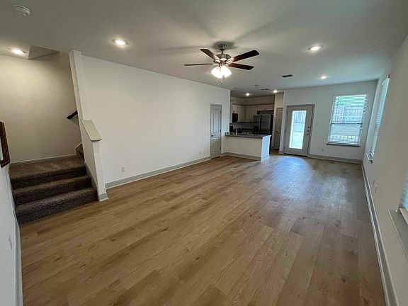 5th image of 7548 Briarwood Pass #B