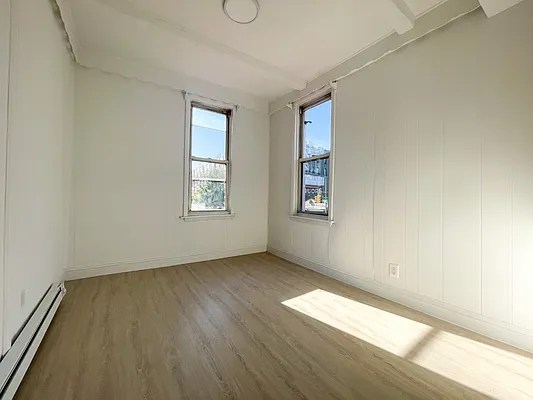 Rented by Corcoran | media 21