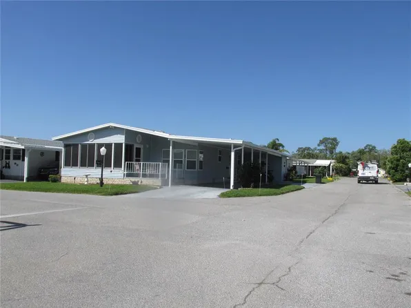 97 Newcastle Blvd, Haines City, FL 33844