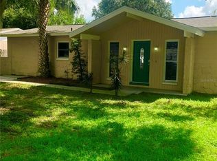 3220 Deerfield Dr, Tampa, FL 33619