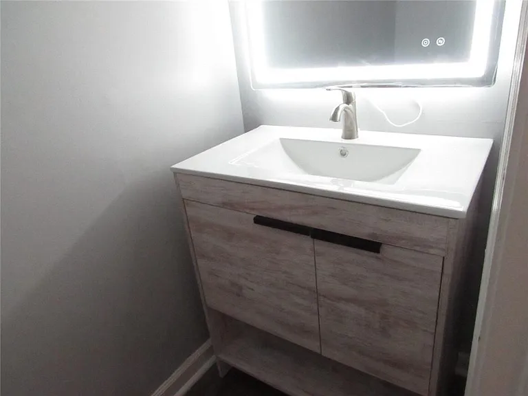 1716 Twin Brooks Dr — Photo 15