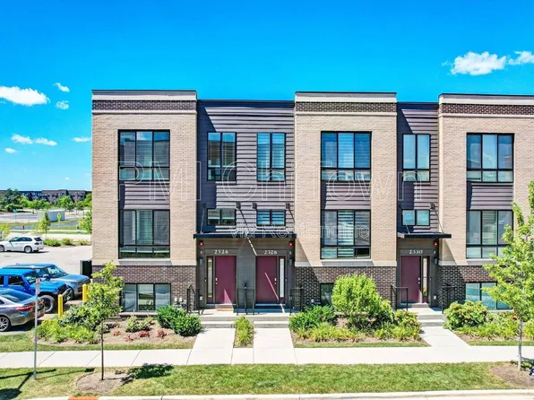 2326 Venture Dr, Schaumburg, IL 60173