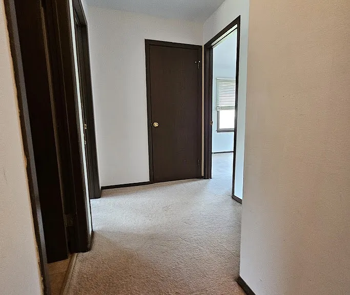 915 Southgate Dr #13 — Photo 17