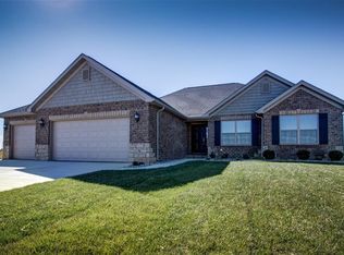 1715 Ontario Dr, Waterloo, IL 62298