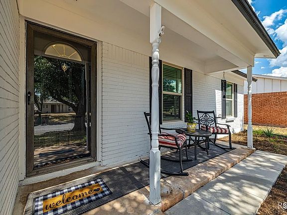 2nd image of 3530 Old Post Rd