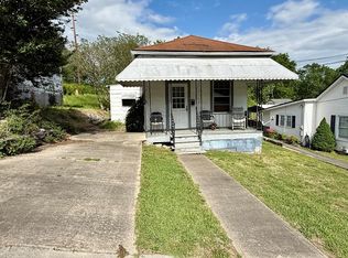 37 Baltimore Ave, Danville, VA 24541