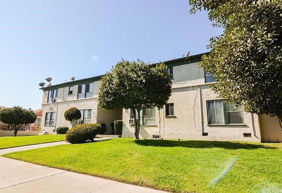 2nd image of 5757 Willowcrest Ave