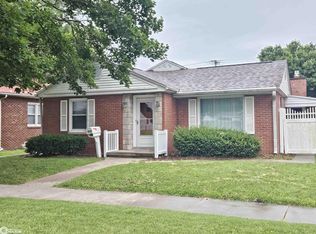 1432 Avenue F, Fort Madison, IA 52627