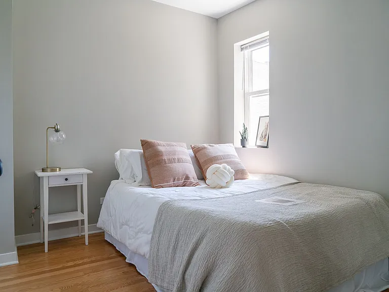 3051 W Leland Ave — Photo 20