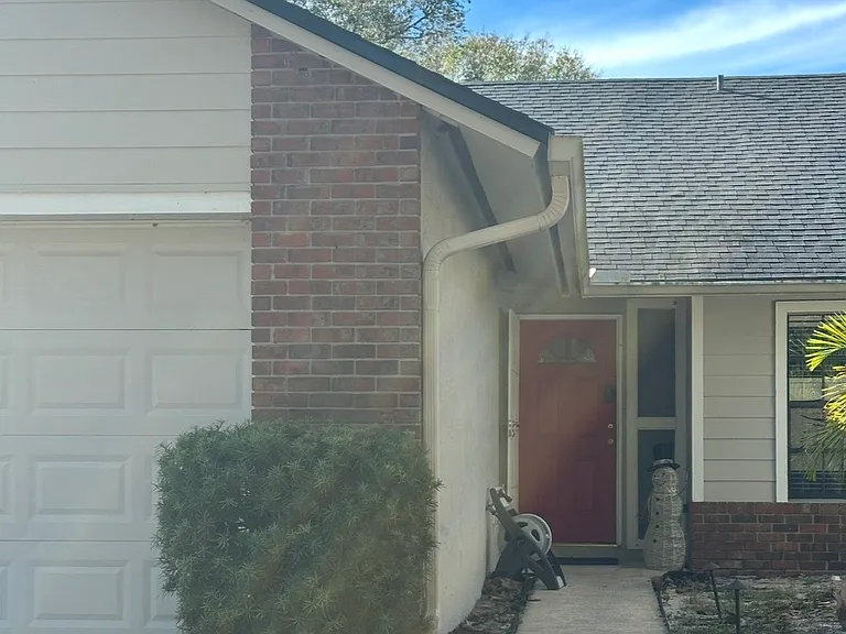 968 Wesson Dr — Photo 3