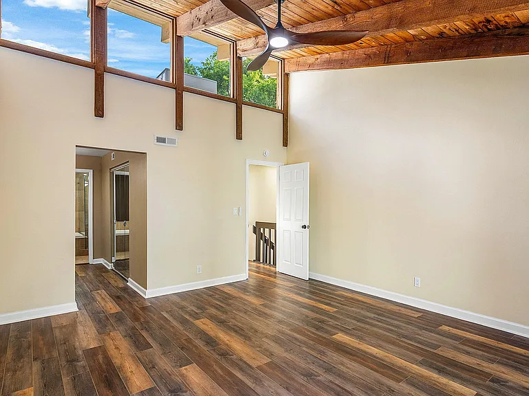 5664 Santiago Cir — Photo 28