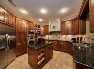 814 E Desert Trumpet Rd, Phoenix, AZ 85048