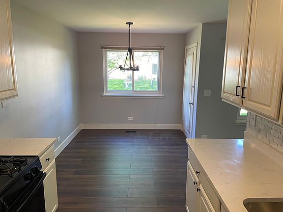 3rd image of 645 N Deer Run Dr Unit 645