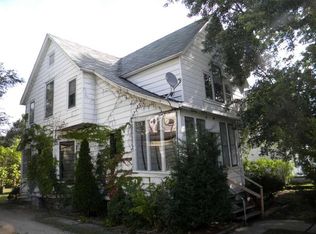 821 E Washington St, Joliet, IL