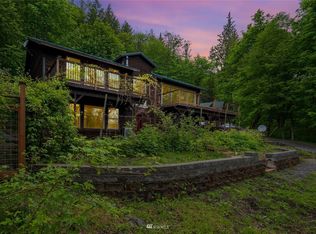 3373 Hillside Rd, Deming, WA 98244