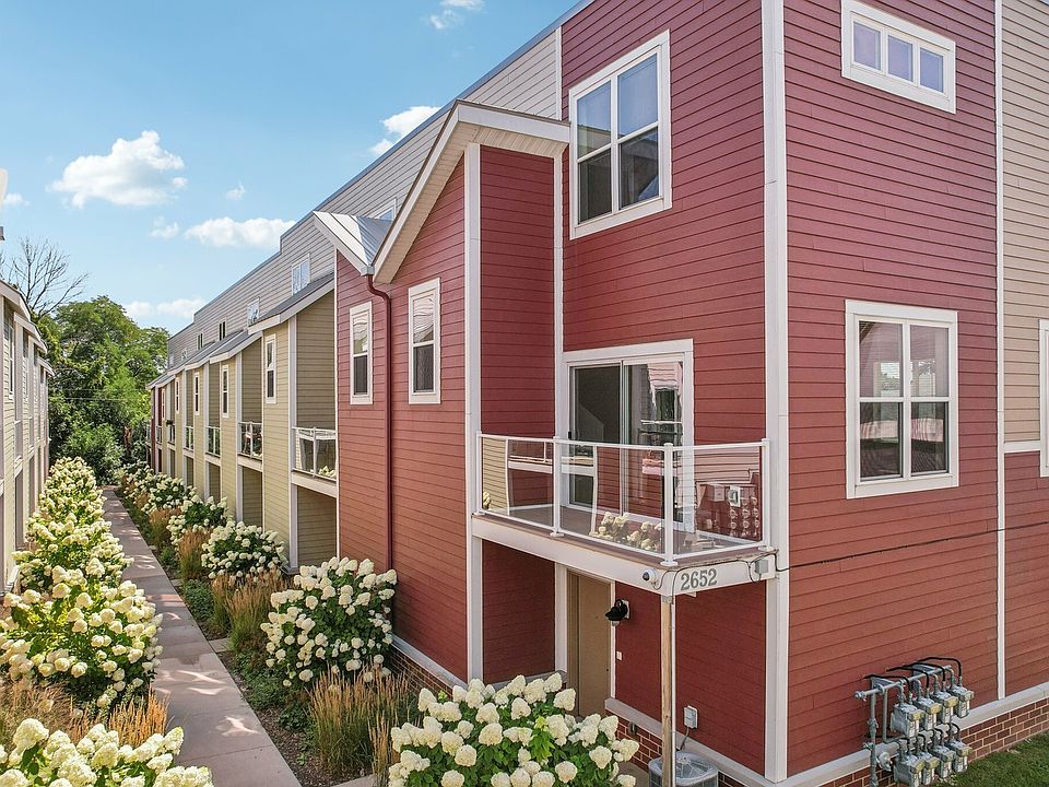 Row House 31 Exterior