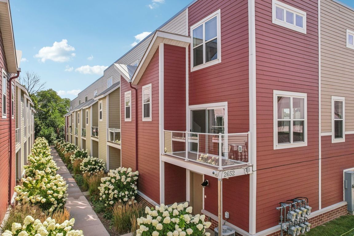 Row House 31 Exterior