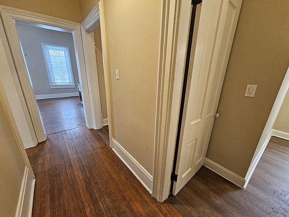 3rd image of 2498 East Ave #A