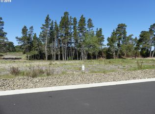 10 Caddington Ln, Florence, OR 97439