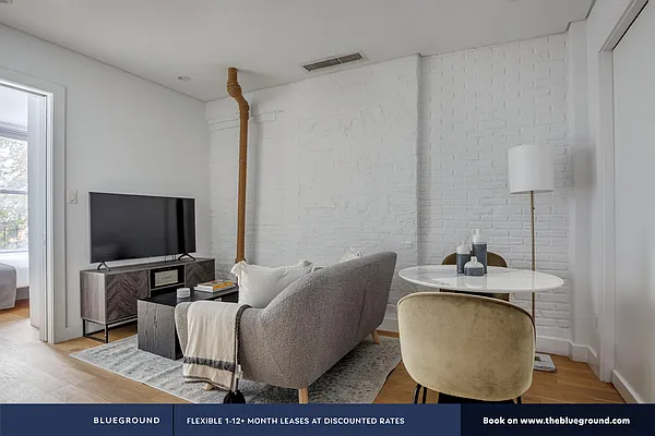 Rented by The Blueground | media 12