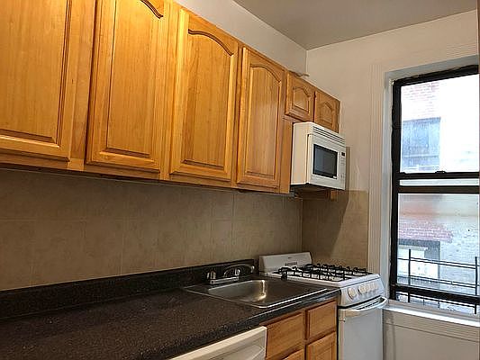 1st image of 555 W 152nd St #3DD