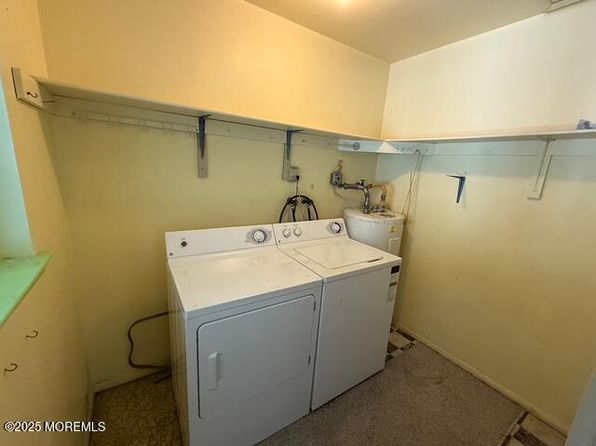 39 Independence Parkway UNIT B, Whiting, NJ 08759