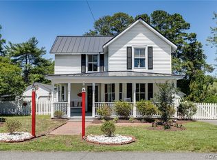 315 Rappahannock Ave, Urbanna, VA 23175