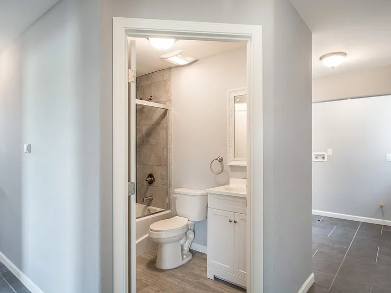 205 N Gage Ave #205 — Photo 27