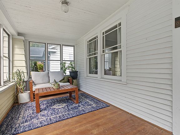 2nd image of 1507 44th St