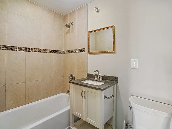 4th image of 1912 3rd Ave APT 3B