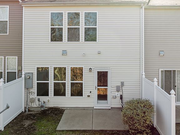 2nd image of 8305 Hollister Hills Dr