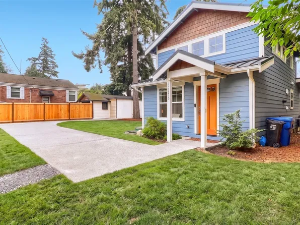 12757 Dayton Avenue N #B, Seattle, WA 98133