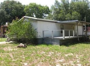 16145 SE 15th St, Ocklawaha, FL 32179