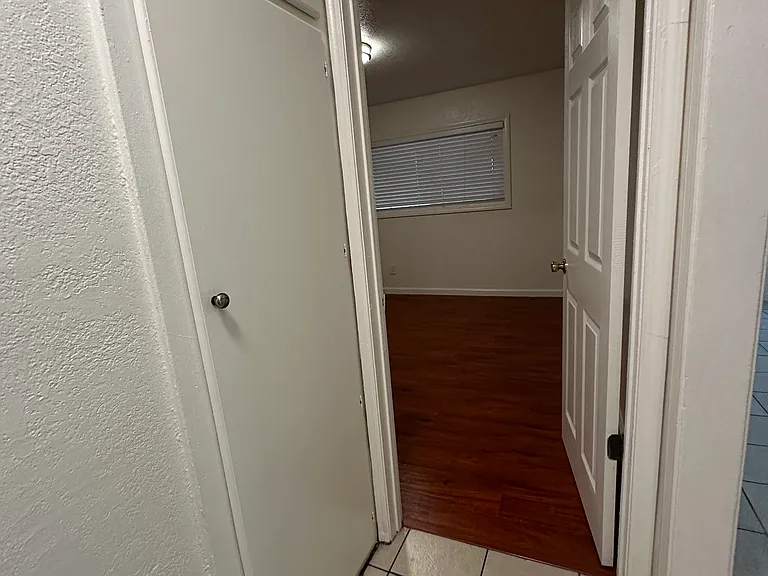 1064 Waters Ave #3 — Photo 12