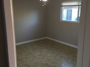 385 Vernon Dr APT B, Upland, CA 91786
