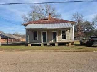 526 Richardson St, Nacogdoches, TX 75961