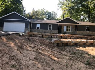 4229 N Pine Tree Rd, Hobart, WI 54155