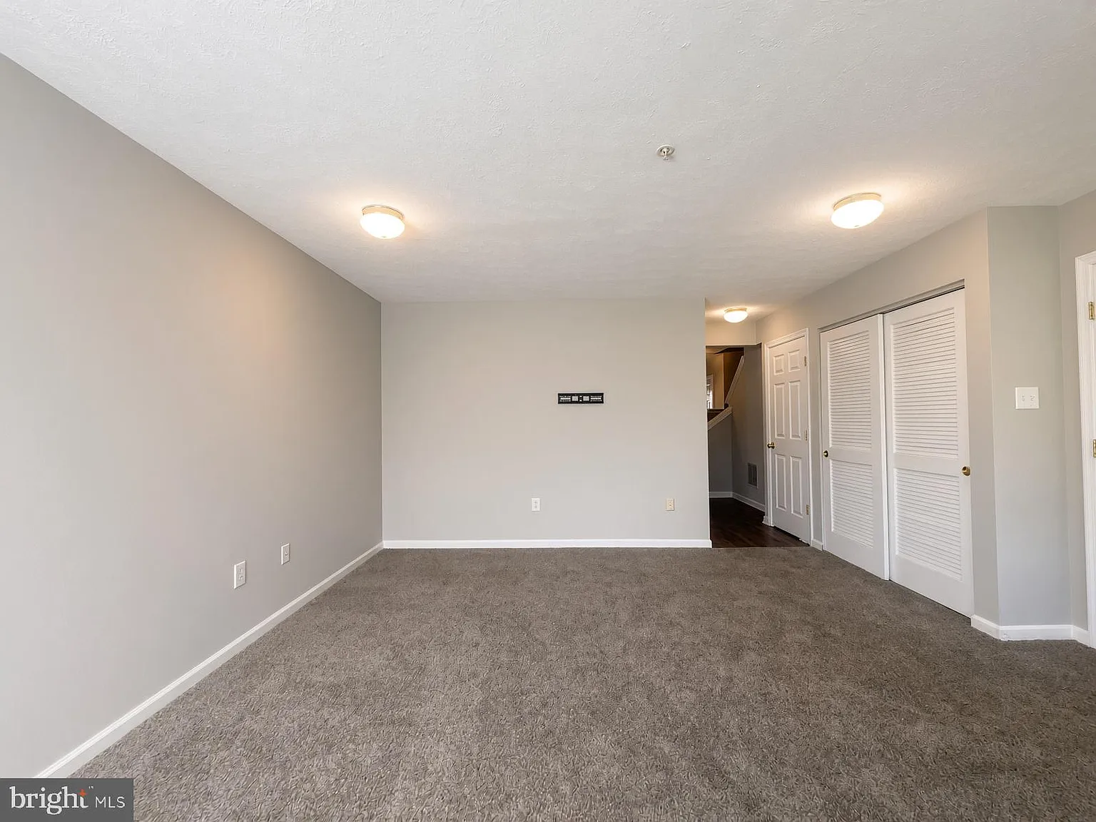 3 bed, 2.0 bath, 1840 sqft, $2,700 — Photo 4