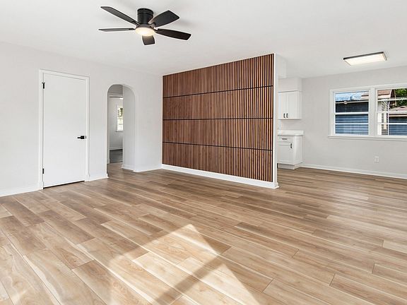 5th image of 481 W 5th St