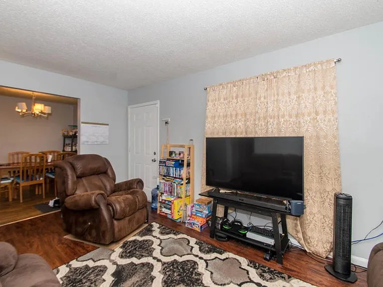 122 Briarwood Dr — Photo 19