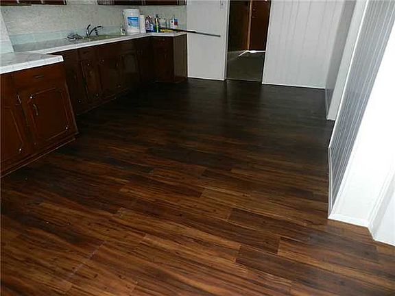 4th image of 218 Sofia Pl