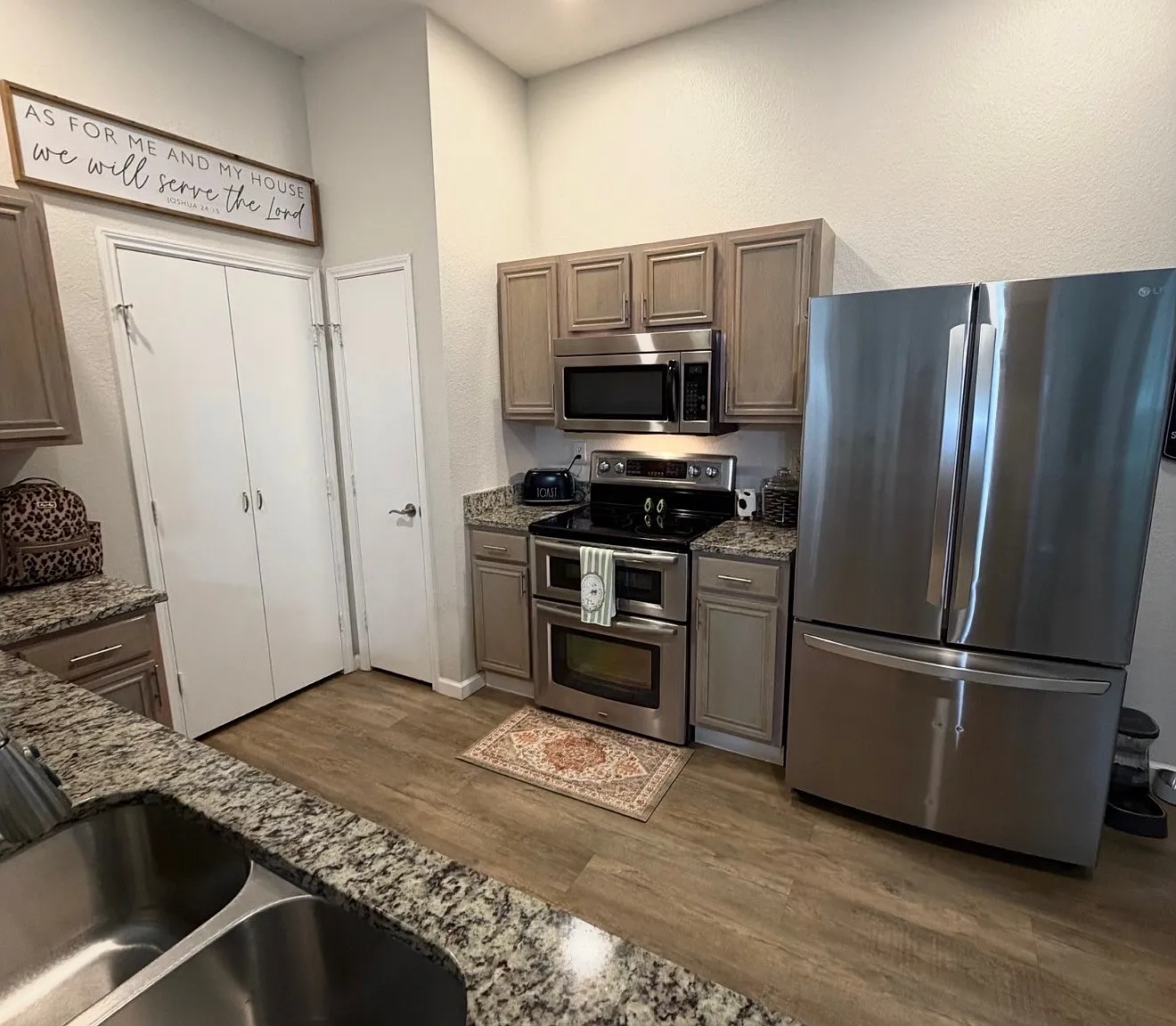 4 bed, 1675 sqft, $2,200 — Photo 3