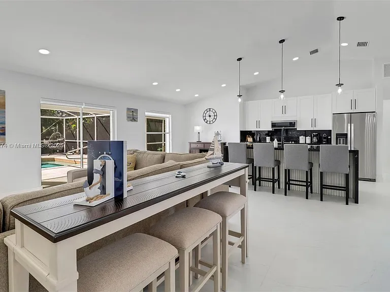 172 Plantation Cir — Photo 10