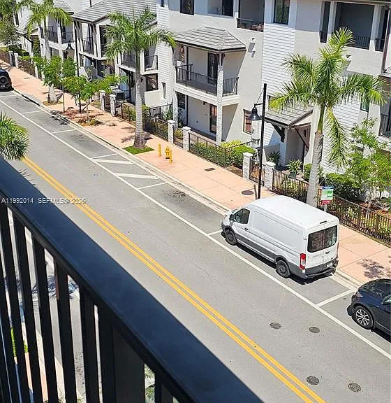 8301 NW 41st St #B-409 — Photo 8