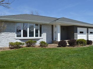 744 30th St NE, Cedar Rapids, IA 52402